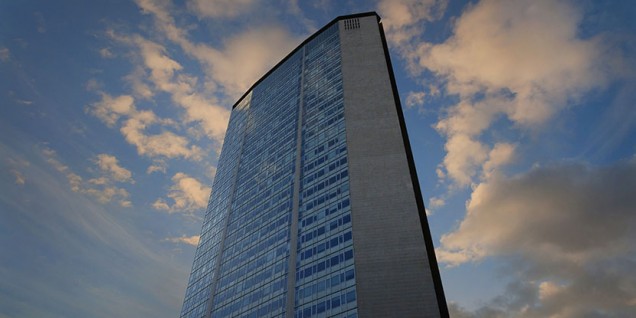 pirelli_tower_archiect_gio_ponti_milan_italy_2012_bindellini